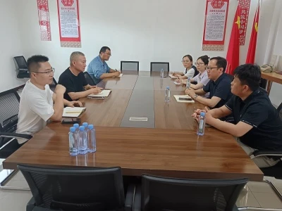 Zibo Zhengde en het provinciale analyse- en testcentrum van Shandong verdiepe...